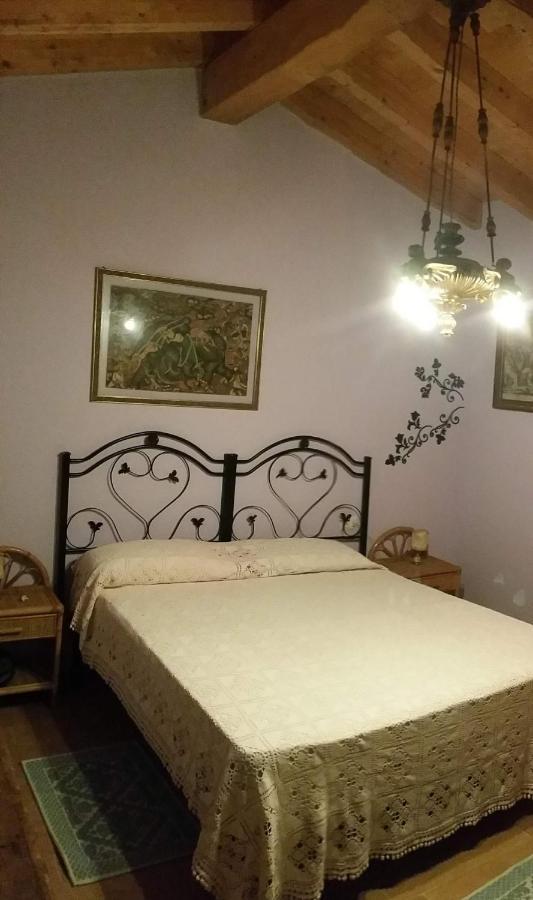 Sherdana's Padru Bagian luar foto